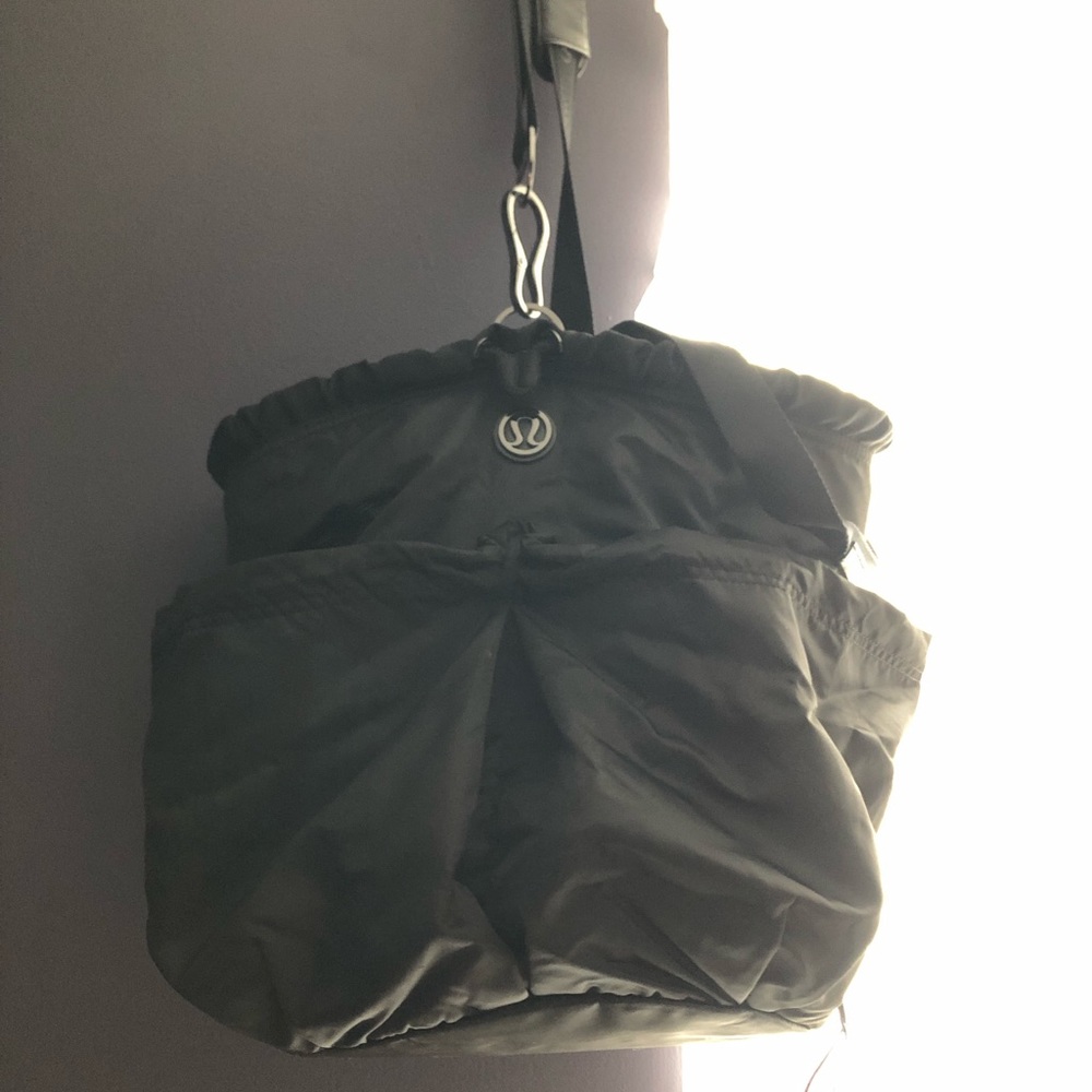 *SOLD* on another platform! Lululemon bag